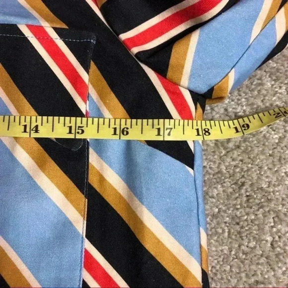 Tomcsanyi Collared Blazer Contemporary - Picture 5 of 10